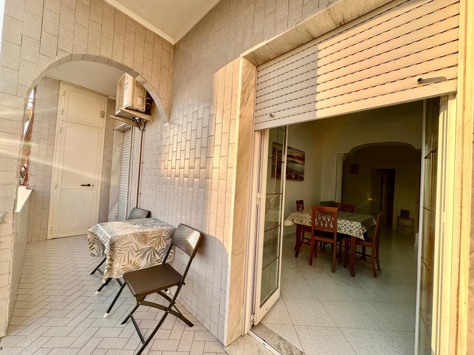 Villa Casa Vacanze Bergame à Naples Extérieur photo